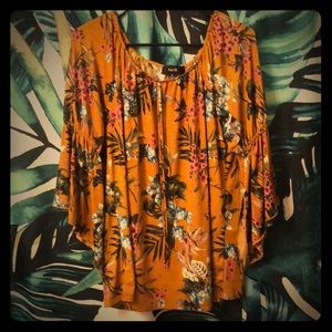 Like New Yellow Floral 3/4 Bell Sleeve Blouse
